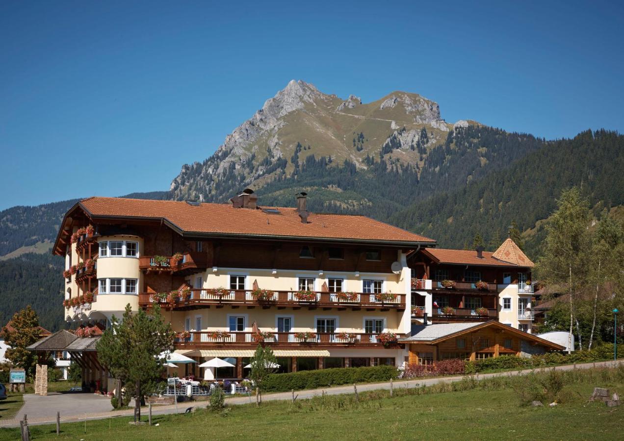 Hotel Lumberger Hof Gran Bagian luar foto