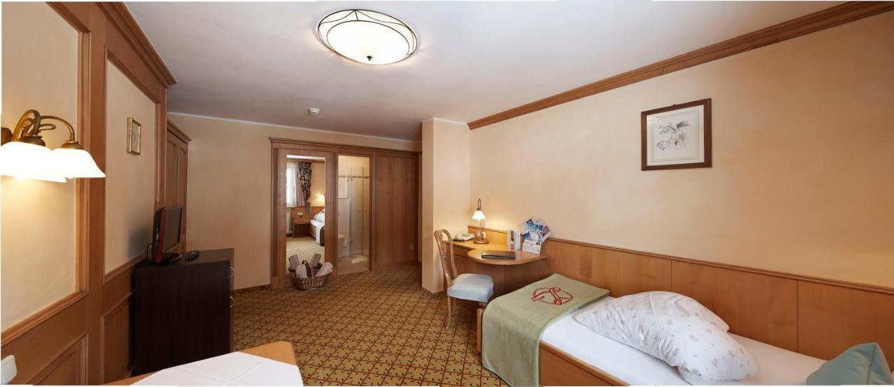 Hotel Lumberger Hof Gran Bagian luar foto